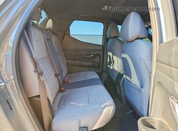 5NTJCDAE3NH032398 2022 HYUNDAI SANTA Gray Vista de los asientos traseros