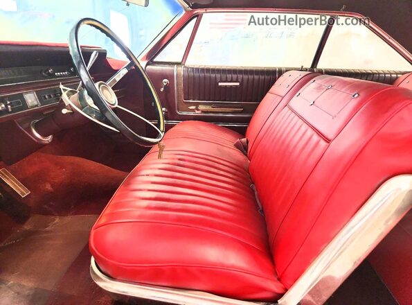 5P67X117950 1965 FORD GALAXIE White Front interior view