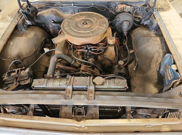 5P67X117950 1965 FORD GALAXIE White Rear interior view
