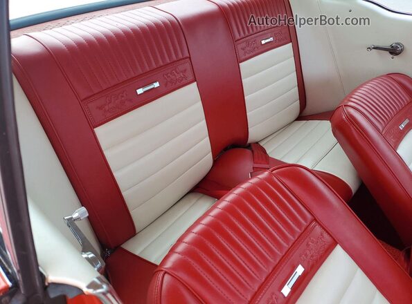 5R07A155014 1965 FORD MUSTANG Red Widok tylnych siedzeń