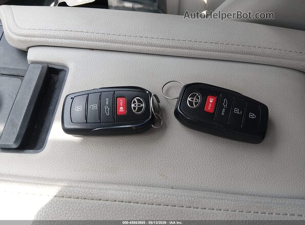 5TDAAAA54RS011062 2024 TOYOTA GRAND HIGHLANDER Синий Вид панели приборов