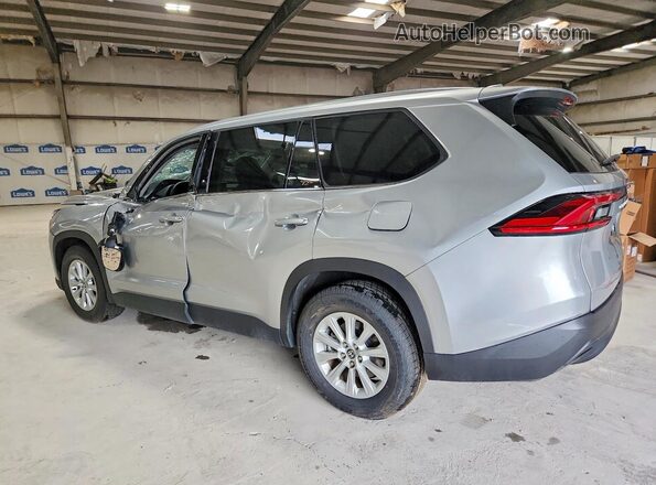 5TDAAAA59RS017584 2024 TOYOTA GRAND Silver Tył lewy