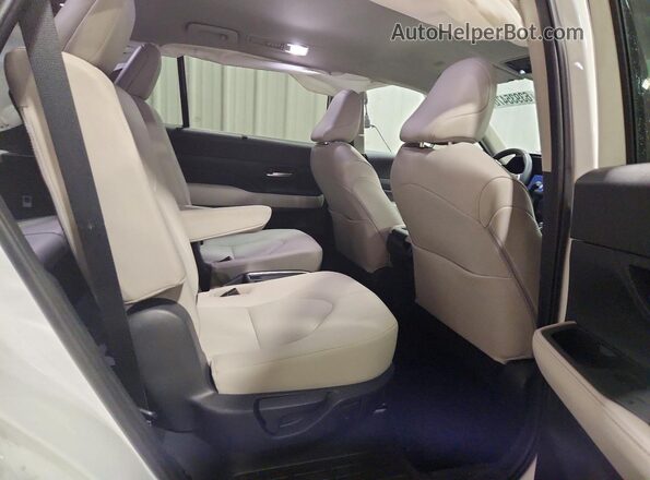 5TDAAAB52SS072415 2025 TOYOTA GRAND Белый Вид задней части салона