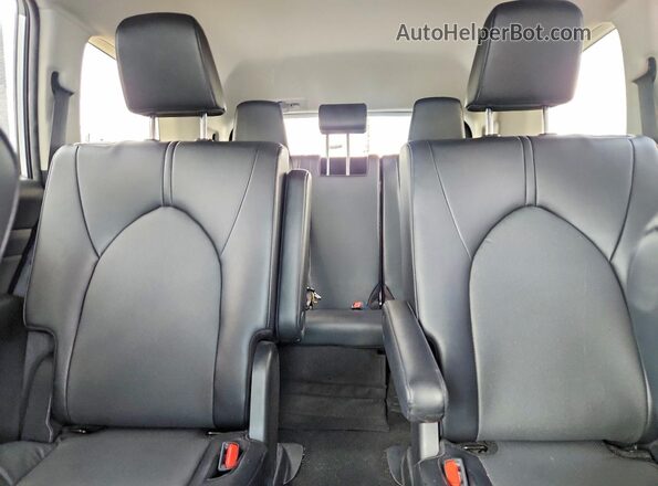 5TDAAAB55SS094859 2025 TOYOTA ALL Silver Widok wnętrza z tyłu
