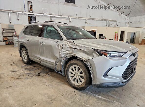 5TDAAAB57TS111095 2026 TOYOTA GRAND Silver Przód prawy