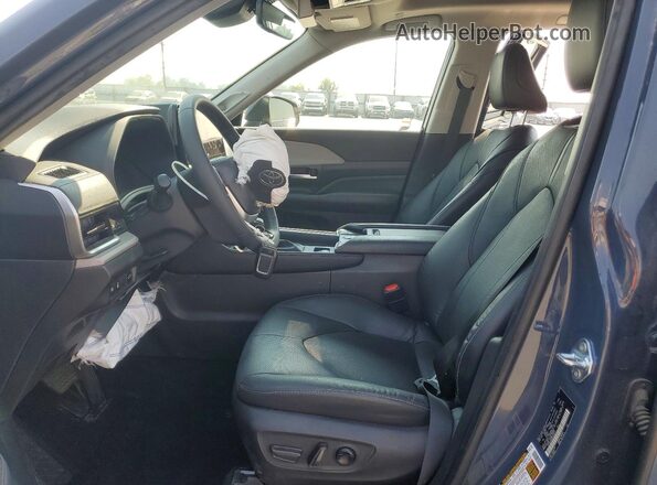 5TDAAAB58RS038277 2024 TOYOTA GRAND Gray Widok wnętrza z przodu