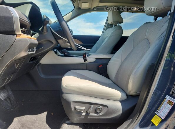 5TDAAAB58RS048775 2024 TOYOTA GRAND Gray Սալոնի դիմացի տեսք