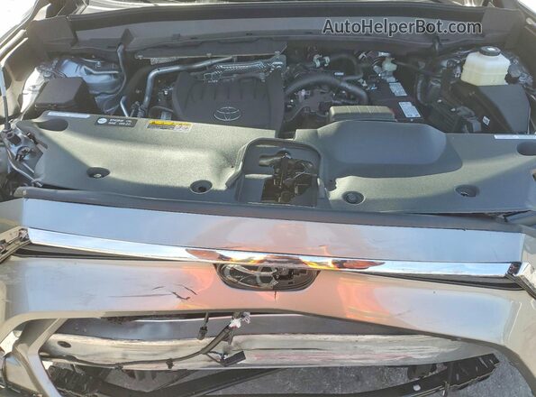 5TDAAAB58TS113812 2026 TOYOTA GRAND Silver Engine compartment view