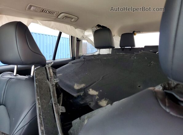 5TDAAAB59SS082861 2025 TOYOTA GRAND Серебряный Вид задних сидений