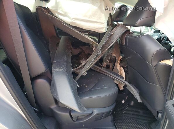 5TDAAAB59SS082861 2025 TOYOTA GRAND Серебряный Вид задней части салона