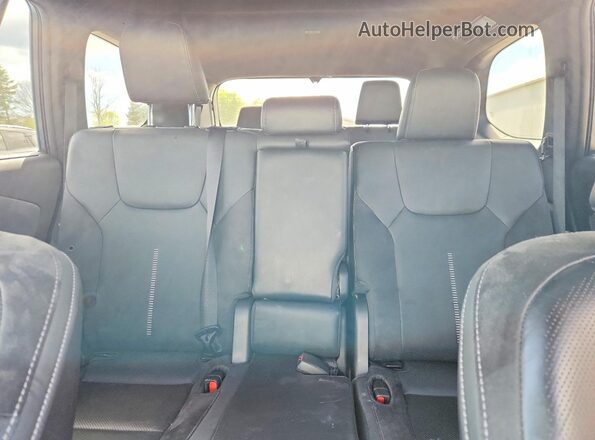 5TDAAAB68RS006261 2024 LEXUS TX White Widok tylnych siedzeń