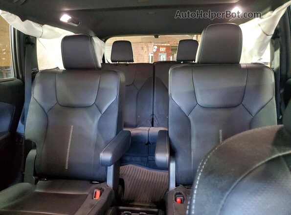 5TDAAAB68RS016434 2024 LEXUS TX Blue Widok tylnych siedzeń