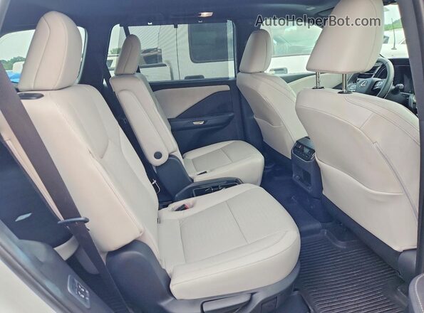 5TDAAAB6XSS028803 2025 LEXUS TX White Вид задньої частини салону