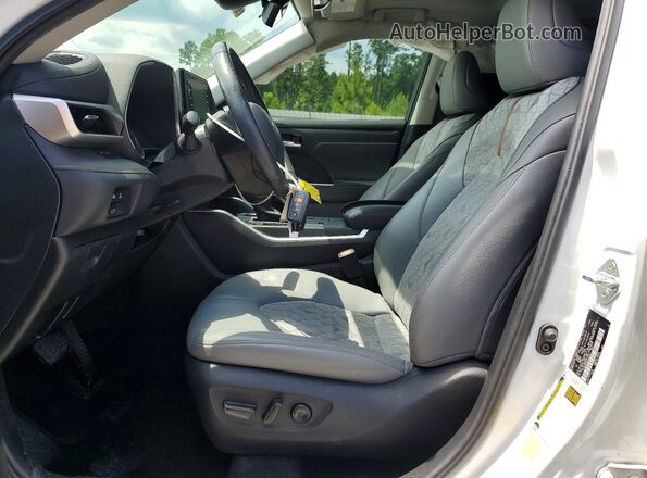 5TDAARAH5NS510312 2022 TOYOTA HIGHLANDER White წინა სალონის ხედი