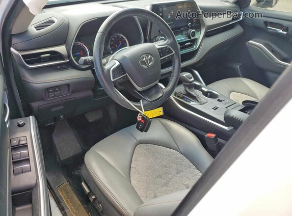 5TDAARAH5NS510312 2022 TOYOTA HIGHLANDER White წინა პანელის ხედი