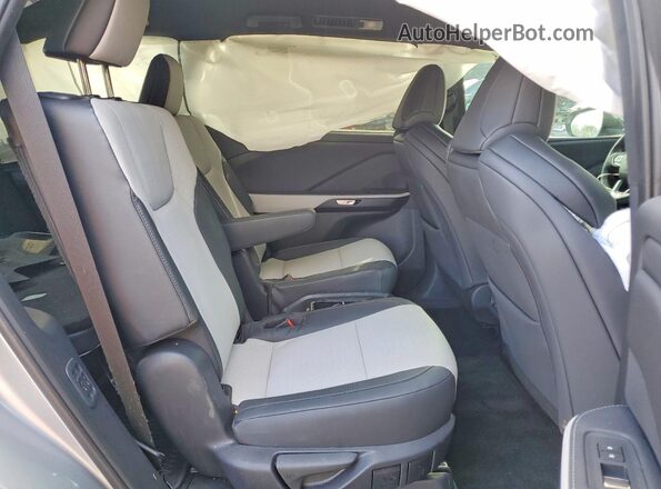 5TDABAB62SS013371 2025 LEXUS TX Silver Vista interior trasera