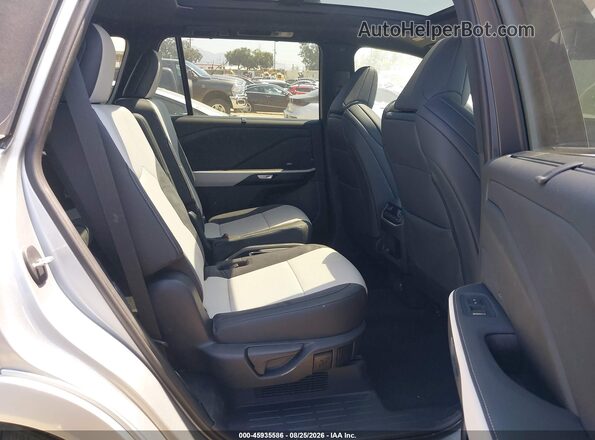 5TDABAB64SS010648 2025 LEXUS TX 500H Silver Vista de la etiqueta del VIN