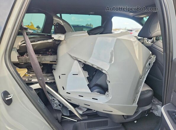5TDABAB69TS018844 2026 LEXUS TX Gray Widok wnętrza z tyłu