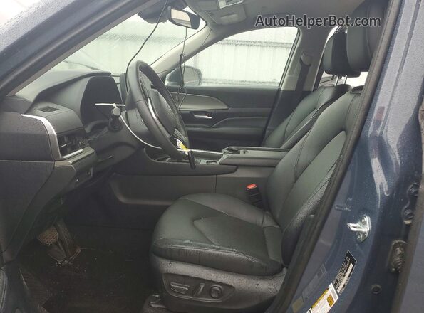 5TDACAB57SS037489 2025 TOYOTA GRAND Blue Widok wnętrza z przodu