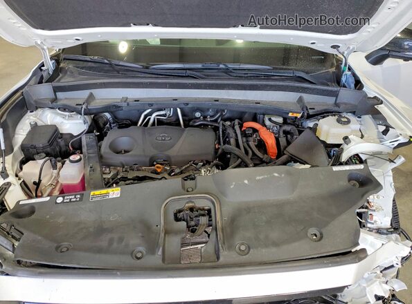 5TDACAB58TS075475 2026 TOYOTA GRAND White Вид підкапотного простору