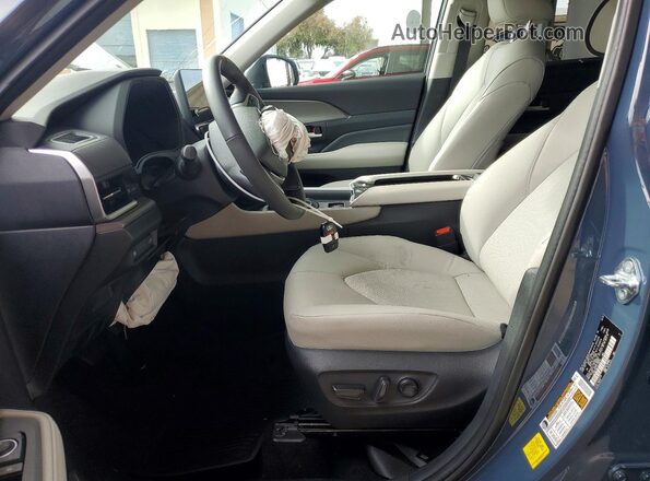 5TDACAB5XTS100716 2026 TOYOTA GRAND Gray Front interior view
