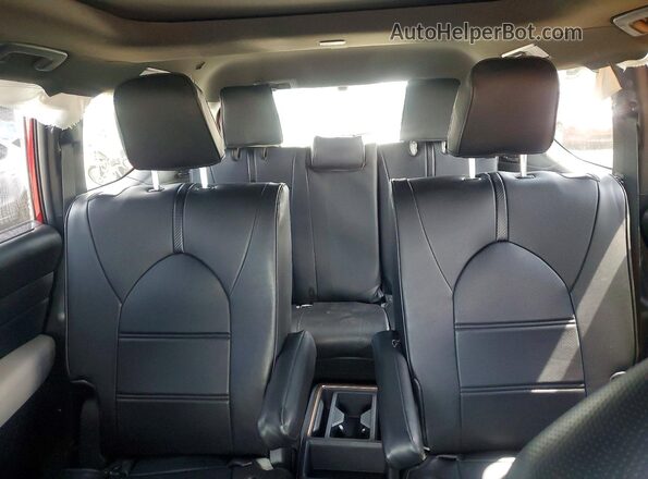 5TDADAB53TS029081 2026 TOYOTA GRAND Красный Вид задних сидений