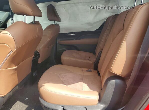 5TDADAB59TS033166 2026 TOYOTA GRAND Red უკანა სალონის ხედი