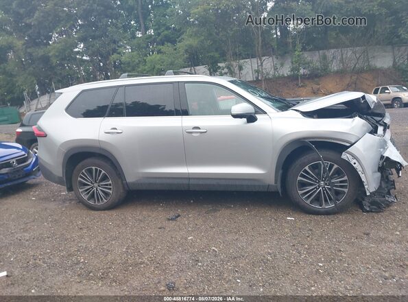 5TDADAB5XRS010889 2024 TOYOTA GRAND HIGHLANDER Silver Widok wnętrza z tyłu