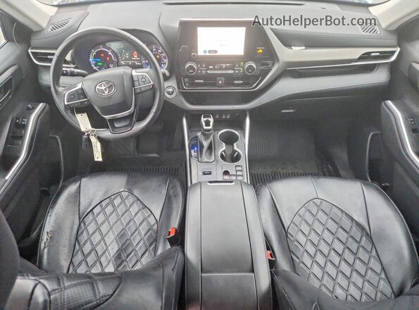 5TDBBRCH5PS579728 2023 TOYOTA HIGHLANDER Silver Вид панелі приладів