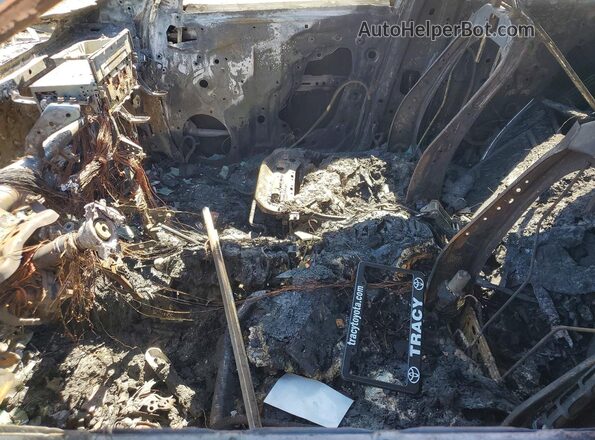 5TDBBRCH5PS588896 2023 TOYOTA HIGHLANDER White Widok wnętrza z przodu