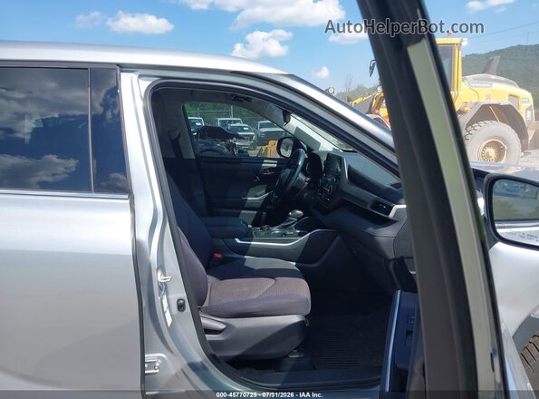 5TDBBRCH8LS506458 2020 TOYOTA HIGHLANDER Silver წინა სალონის ხედი