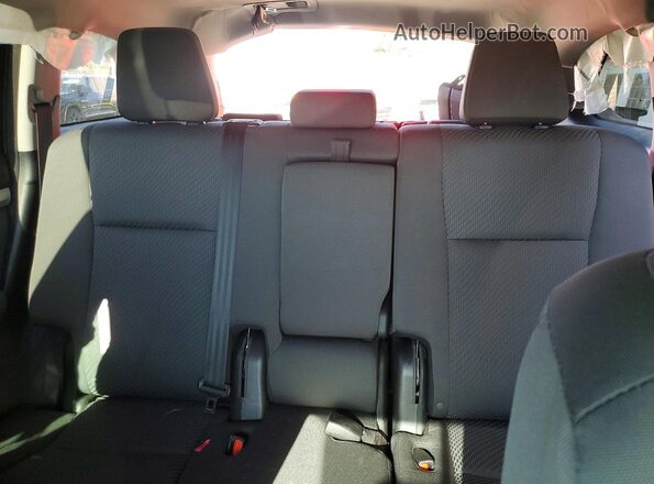 5TDBKRFH0GS296259 2016 TOYOTA HIGHLANDER Gray Rear seats view