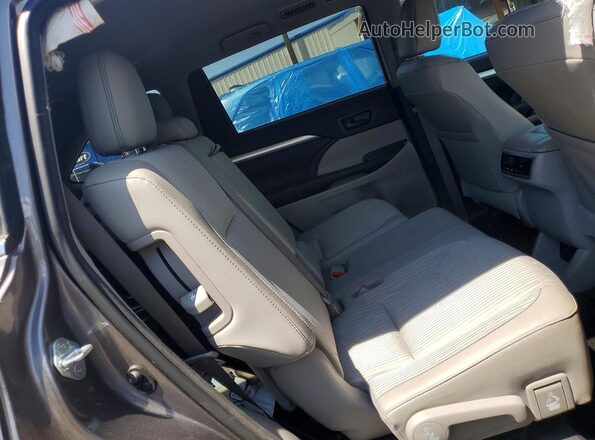 5TDBKRFH3GS340402 2016 TOYOTA HIGHLANDER Gray Widok wnętrza z tyłu