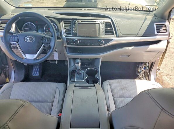 5TDBKRFH3GS340402 2016 TOYOTA HIGHLANDER Gray Widok deski rozdzielczej