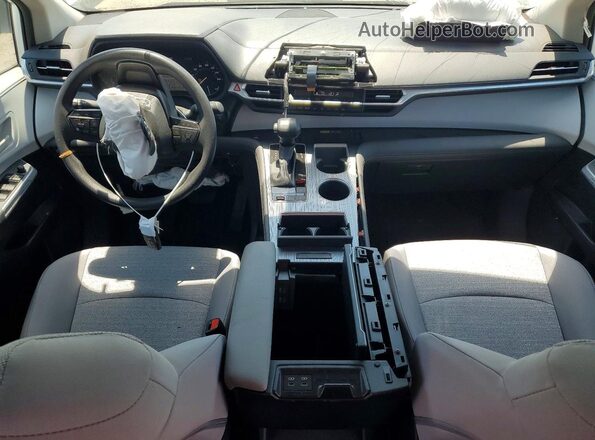 5TDBRKEC1SS253423 2025 TOYOTA SIENNA White Dashboard view