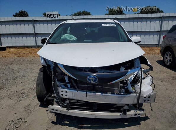 5TDBRKEC1SS253423 2025 TOYOTA SIENNA White Front view