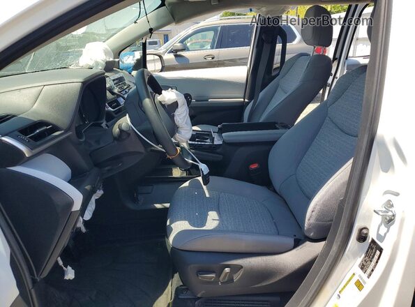 5TDBRKEC1SS253423 2025 TOYOTA SIENNA White Front interior view