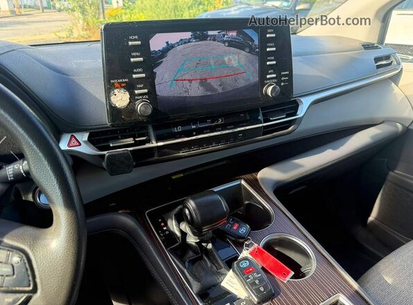 5TDBRKEC5NS122564 2022 TOYOTA SIENNA Black Widok tylnych siedzeń
