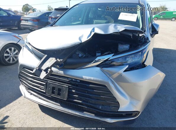 5TDBRKEC5RS217924 2024 TOYOTA SIENNA Gray ხელსაწყოთა პანელის ხედი