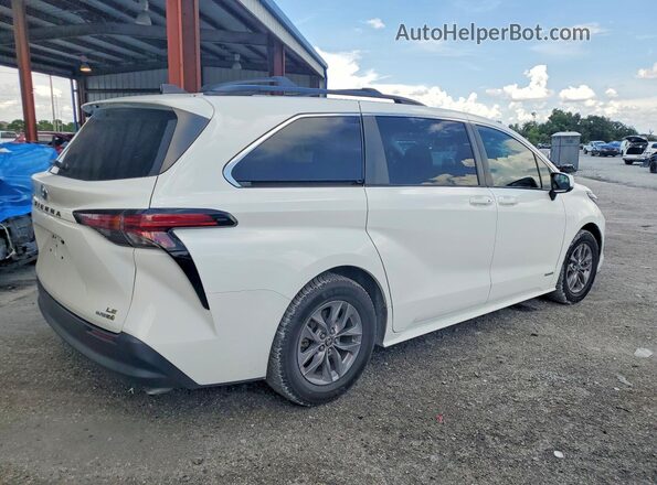 5TDBRKEC6MS028482 2021 TOYOTA SIENNA White Przód prawy