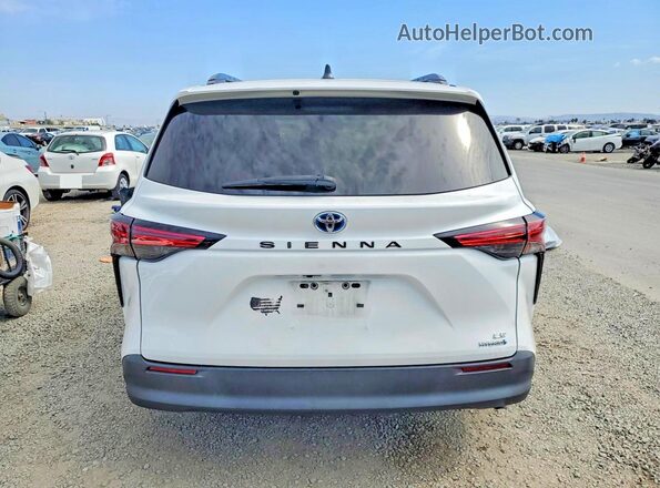 5TDBRKECXNS076505 2022 TOYOTA SIENNA White უკანა ხედი