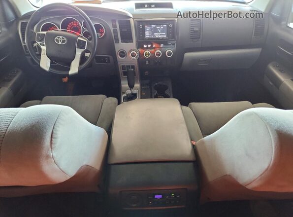 5TDBW5G11GS133019 2016 TOYOTA SEQUOIA Silver Dashboard view