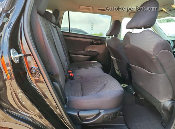 5TDBZRBH6NS190820 2022 TOYOTA HIGHLANDER Black Rear interior view