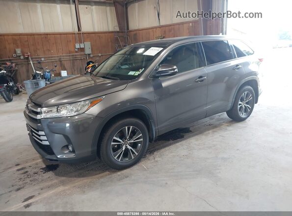 5TDBZRFH0JS814146 2018 TOYOTA HIGHLANDER Gray Przód lewy