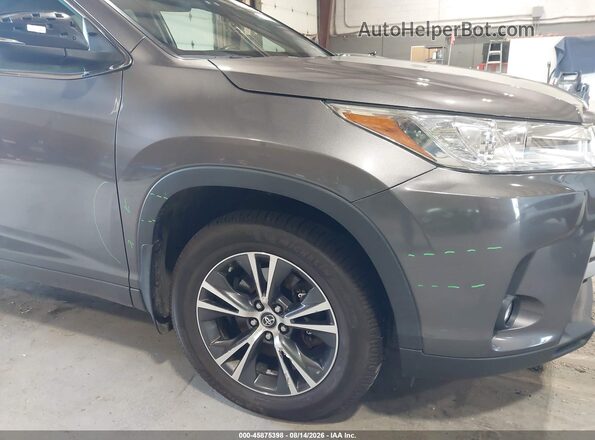 5TDBZRFH0JS814146 2018 TOYOTA HIGHLANDER Gray 