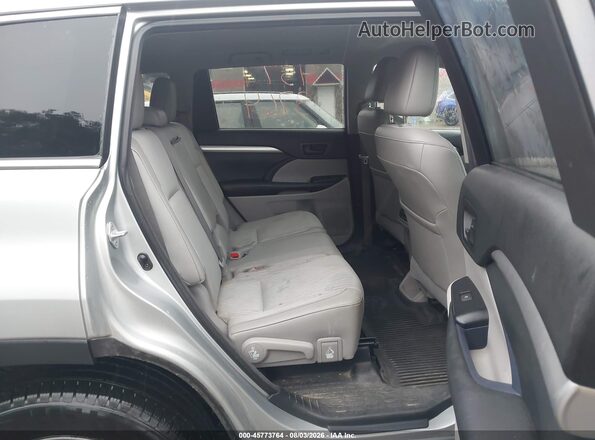 5TDBZRFH1HS402389 2017 TOYOTA HIGHLANDER Silver VIN sticker view