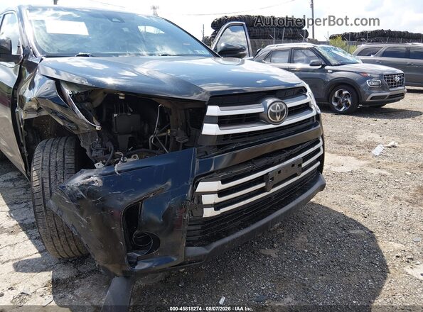 5TDBZRFH2HS471690 2017 TOYOTA HIGHLANDER Черный Вид спереди