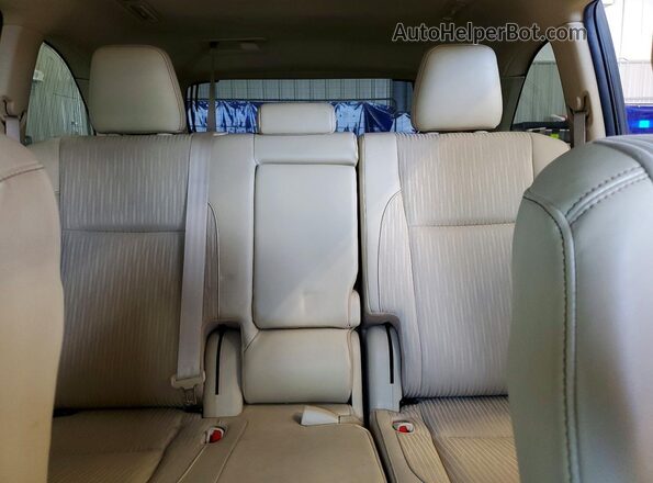 5TDBZRFH7KS728009 2019 TOYOTA HIGHLANDER Бордовый Вид задних сидений