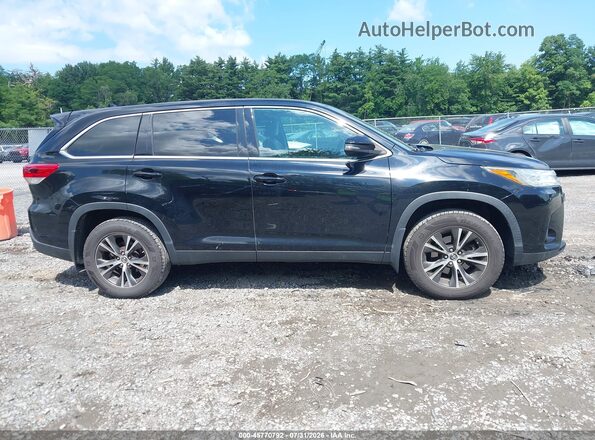 5TDBZRFH7KS986062 2019 TOYOTA HIGHLANDER Black Вид задньої частини салону