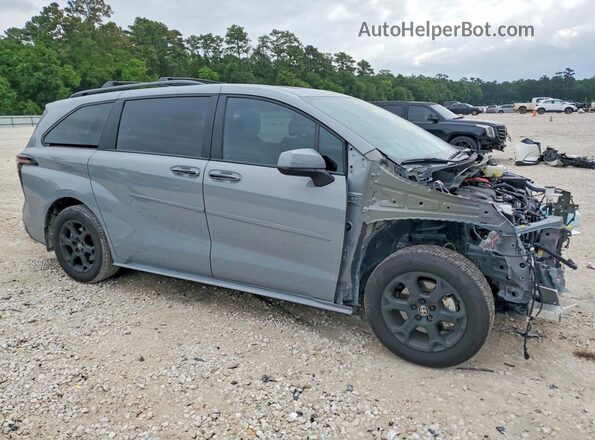 5TDCSKFC0TS229042 2026 TOYOTA SIENNA Gray Delantero derecho